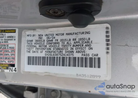 2005 Pontiac Vibe z USA, uszkodzony, nr VIN 5Y2SL63875Z414075